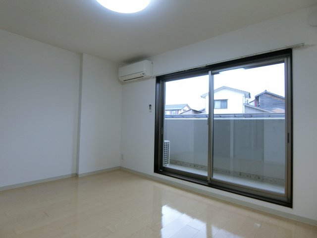 スカイマンションiの洋室