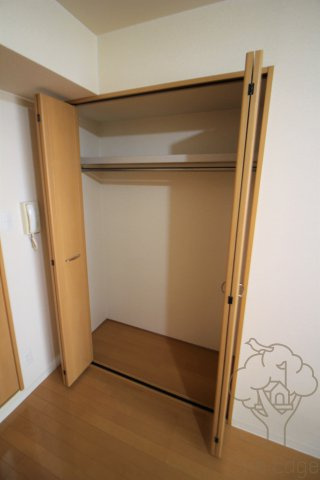 ラフィーネ南森町の収納