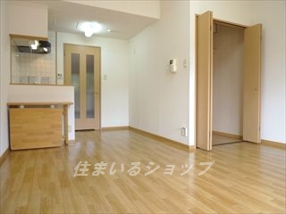 広島市安佐北区深川３丁目の賃貸マンションの寝室
