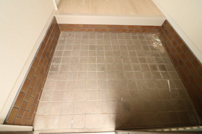 【玄関】 | 西難波町1丁目貸家