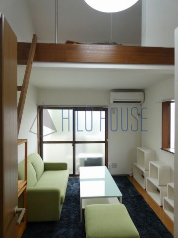 グランモア坂戸Aの居間・リビング