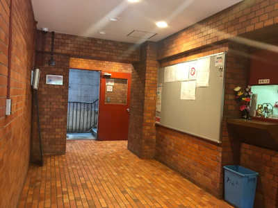 【その他共用部分】 | アルプスマンション西大久保 | 巡回管理人がいるので、何かあった時に安心ですね