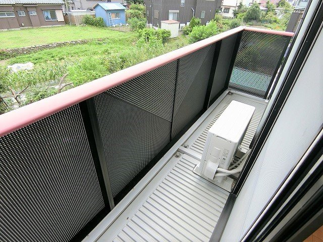 オリンピアBのバルコニー