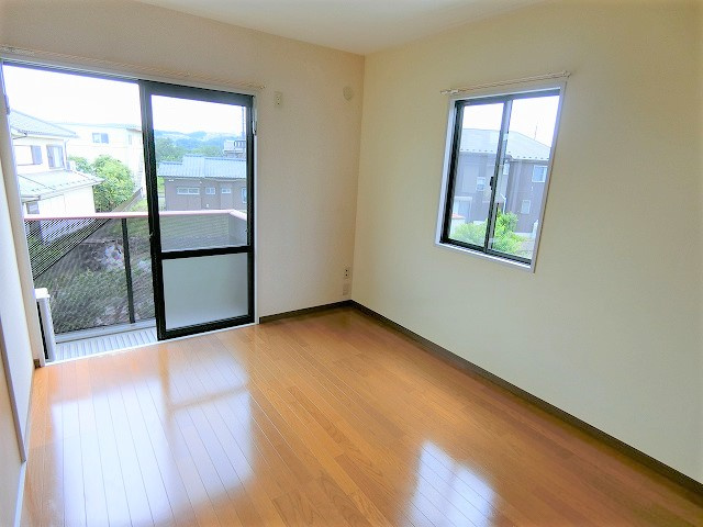 オリンピアBの居間・リビング