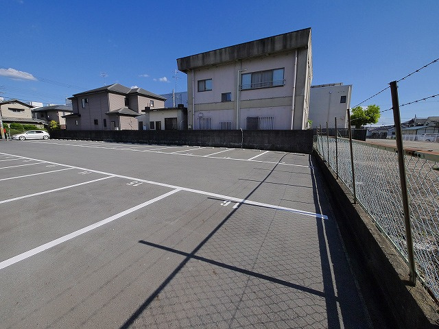 桜池駐車場の駐車場