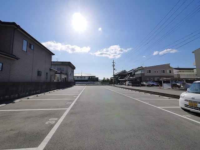 桜池駐車場の駐車場