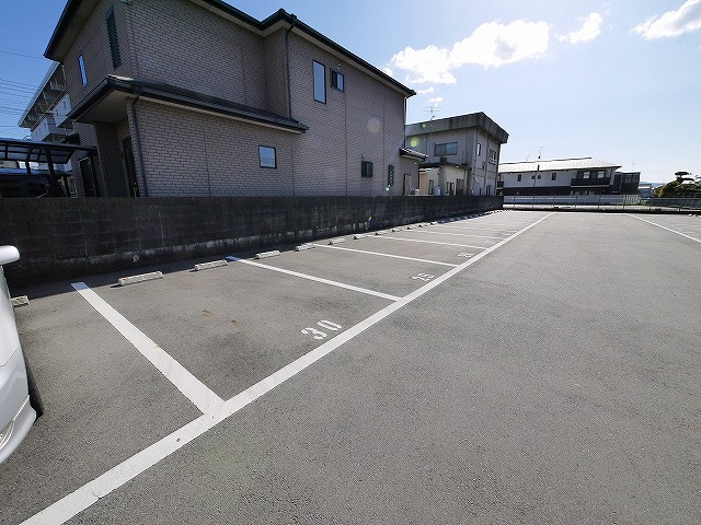 桜池駐車場の駐車場