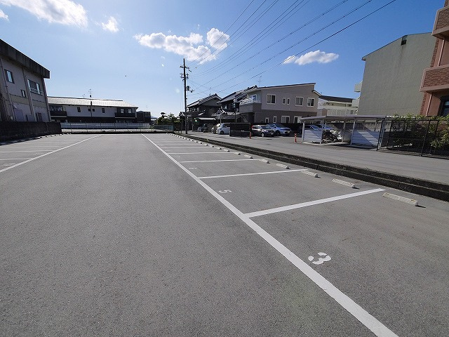 桜池駐車場の駐車場