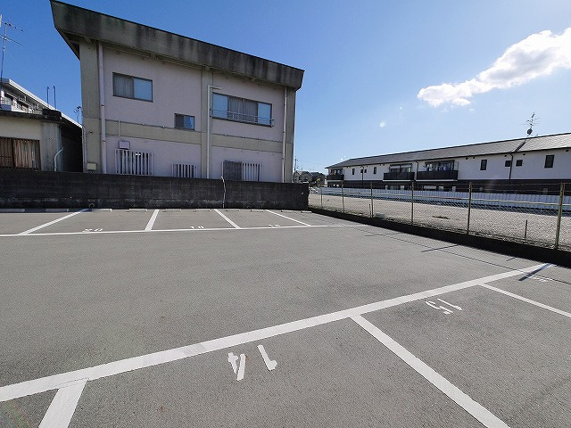 桜池駐車場の駐車場