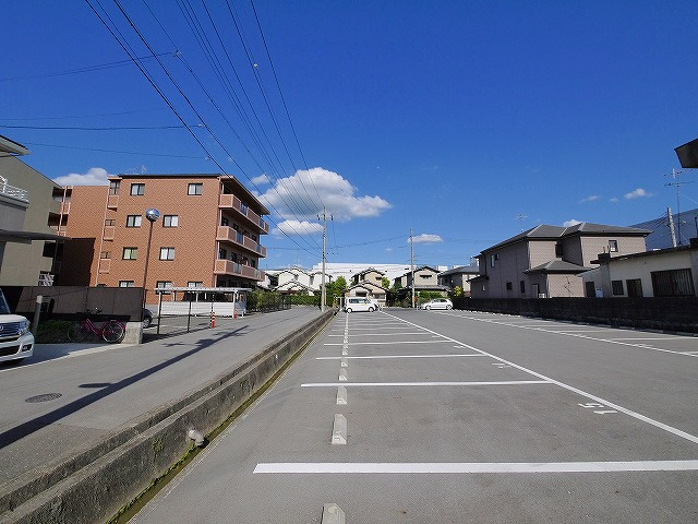 桜池駐車場の駐車場