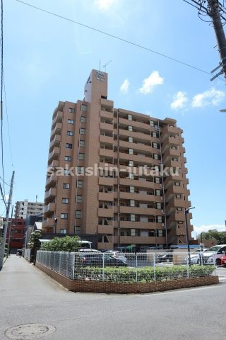 ダイアパレス幕張　角住戸　高層階の外観