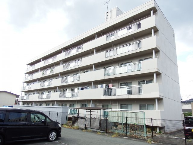 メゾン成沢の外観