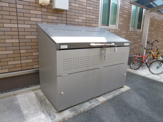 フィオーレＡのその他共用部分|敷地内ごみステーション