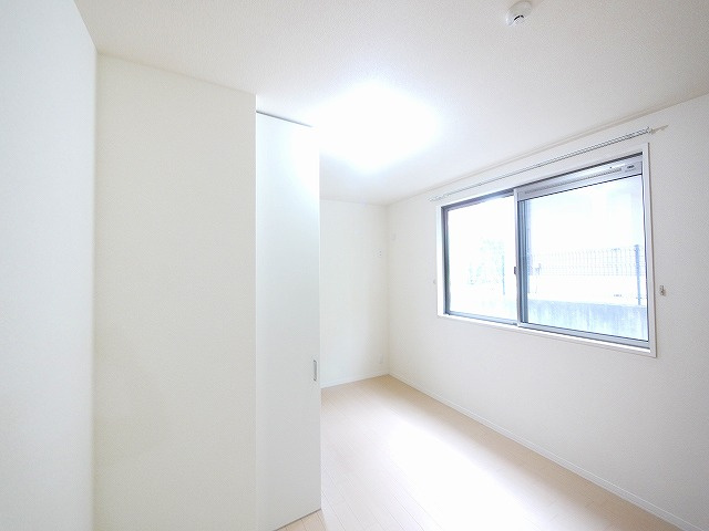 アルチェの洋室|ゆったりした洋室です