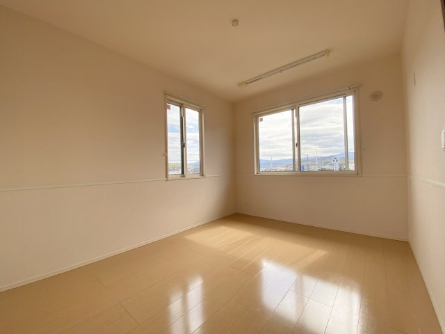 【洋室】 | アドペラーレ