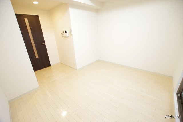 新大阪南グランドマンション　仲介手数料無料の居間・リビング
