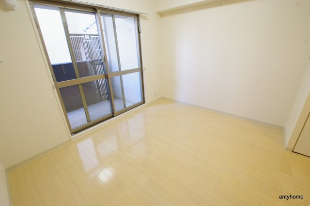 新大阪南グランドマンション　仲介手数料無料の洋室