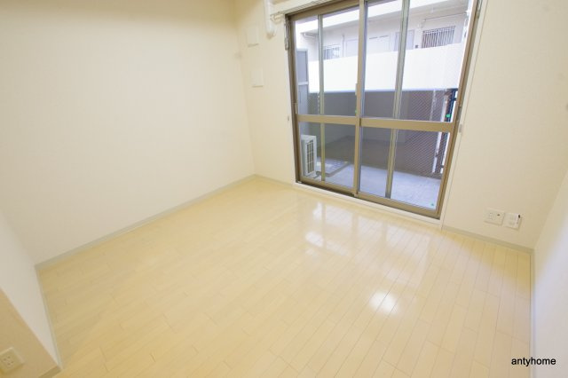 新大阪南グランドマンション　仲介手数料無料の寝室