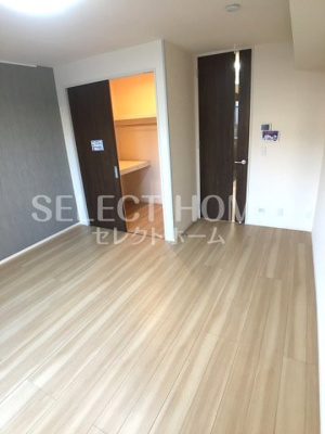 【寝室】 | サンレストB棟 | ゆとりの広さです