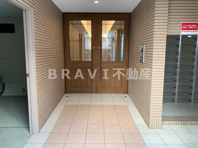 Le・CIEL天王寺（ルシエルテンノウジ）　BRAVI不動産のエントランス|【Le・CIEL天王寺】毎日通るエントランスはこのようになっています