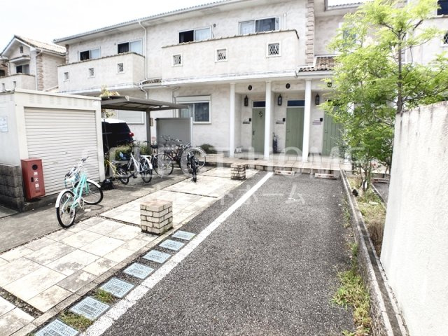  | マノワール青木