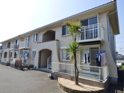 【外観】 | カーサ・ベルデ　B | ヨーロッパ風なオシャレな外観☆