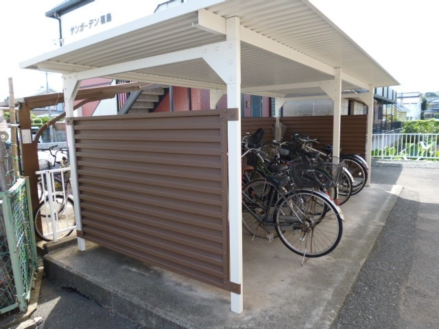 倉敷市福島のアパートのその他共用部分|自転車置き場
