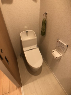 【トイレ】 | 波島1丁目　中古住宅 | 1階トイレです