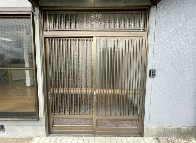 都城市山之口町富吉の中古一戸建の玄関