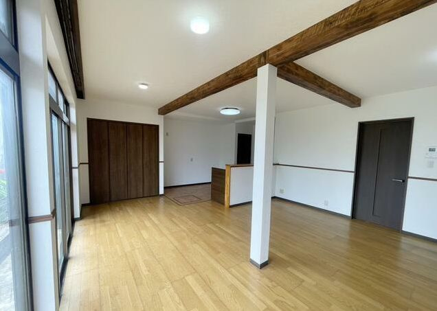 都城市山之口町富吉の中古一戸建の居間・リビング