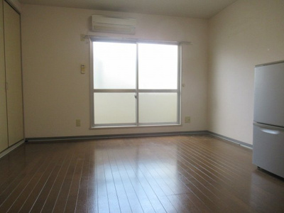 【寝室】 | 加藤ビル（河内小阪賃貸） | 洋室です