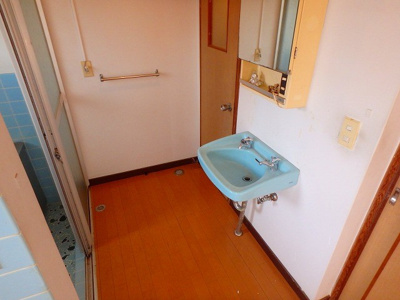 【設備】 | コーポラス荒井