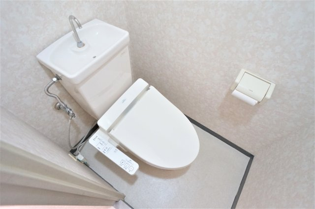 習志野市津田沼５丁目の賃貸マンションのトイレ|もちろんウォシュレットです