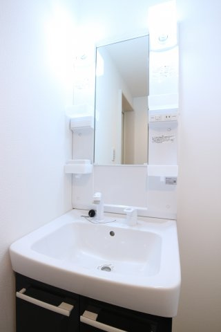 ソルディア垂水の洗面所|同社施工例
