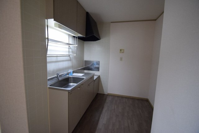 ヴェルドミールのキッチン|キッチンが奥まっています