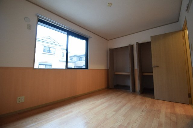 ヴェルドミールの洋室|洋室７帖