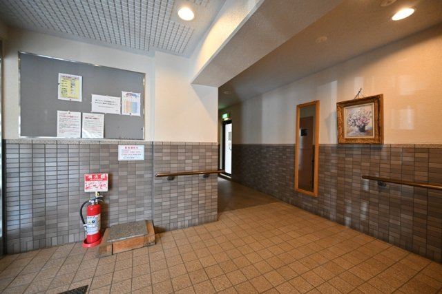 【エントランス】 | Ｓ・フラット吉祥寺