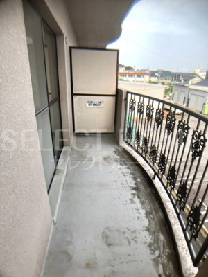 【バルコニー】 | サンロイヤル | 陽当たり良好なバルコニーです