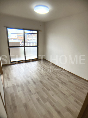  | サンロイヤル