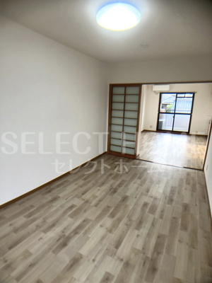  | サンロイヤル