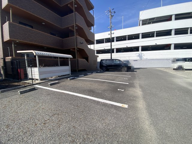 Liberty21の駐車場
