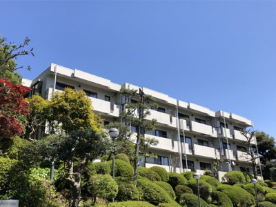 【外観】 | 上野毛ガーデンハイツA棟 | 総タイル張り、ハイセンスな外観