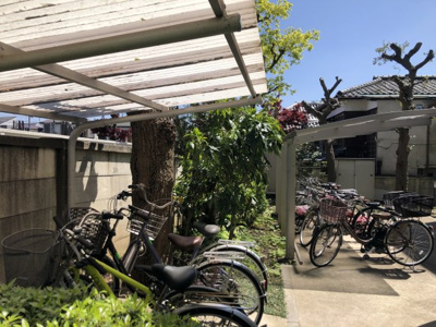【その他共用部分】 | 上野毛ガーデンハイツA棟 | 屋根付きの自転車置場有！