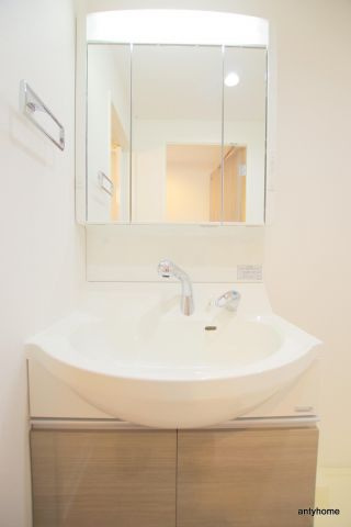 コメンズウメダ　仲介手数料無料の洗面所