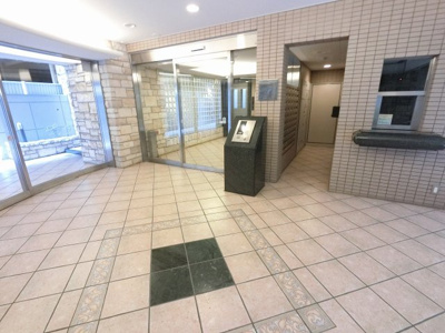 【その他共用部分】 | アドレ川崎 | 防犯面でも安心のオートロック付です。