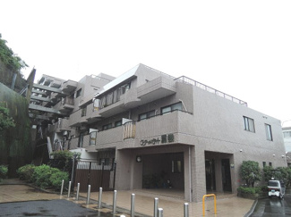 【外観】 | 横浜市営地下鉄グリーンライン「高田」駅徒歩7分、東急東横線「綱島」駅徒歩20分。