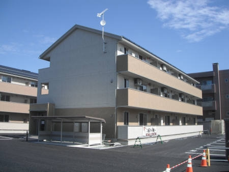 スリー・スター Ⅴ号館 Ｂの外観