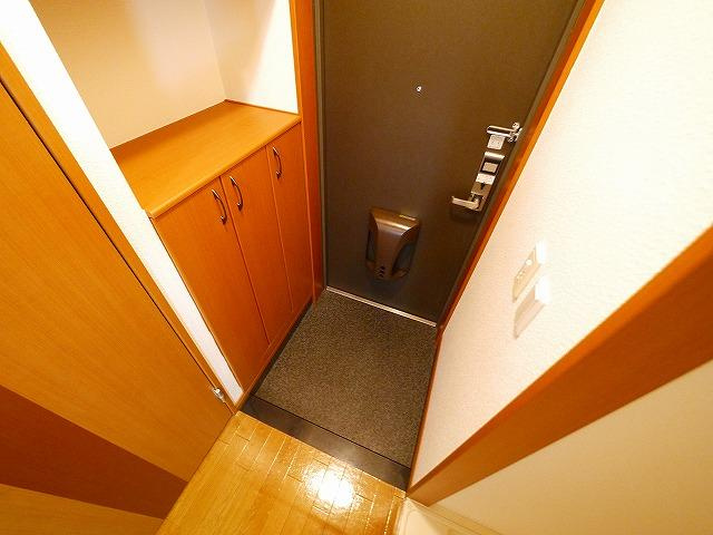 リッチ　カートンの玄関|毎日通る玄関はこちらです