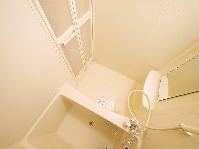 リッチ　カートンの浴室|ゆったり過ごせるお風呂です