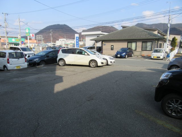 テイトリーハイツの駐車場|カースペースがあります